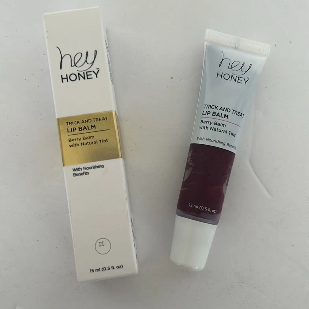 HEY HONEY BERRY LIP GLOSS NWT